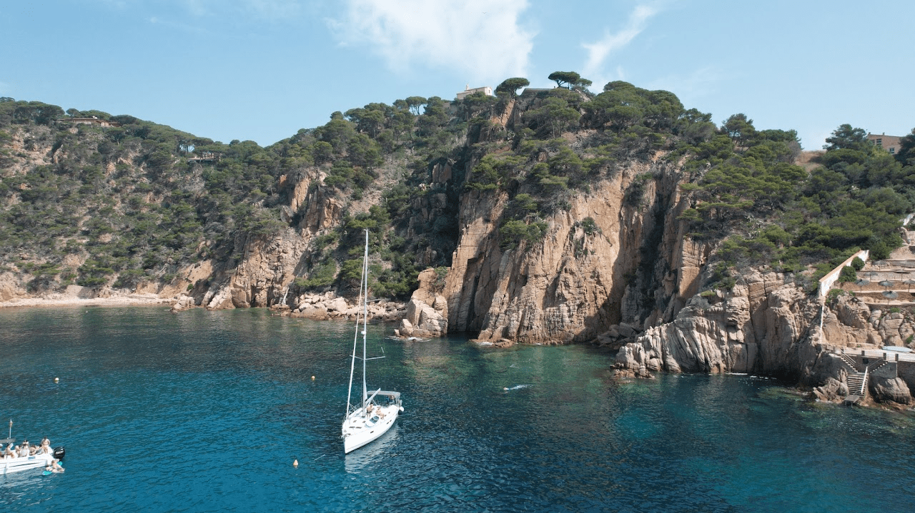 paisaje con barco